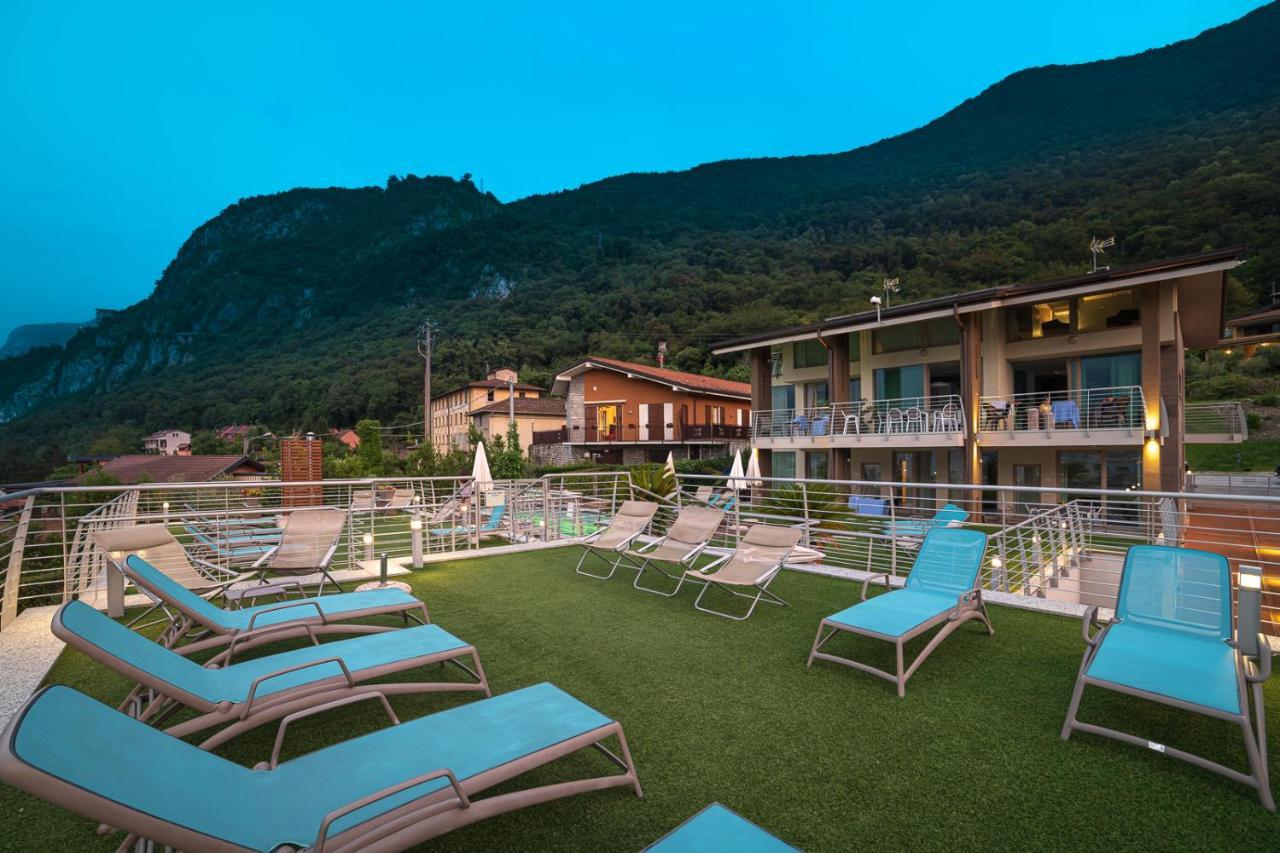 Bellagio Village- 4 Apartments By The Lake - Seasonal Warm Pool And Sauna Oliveto Lario Exterior foto